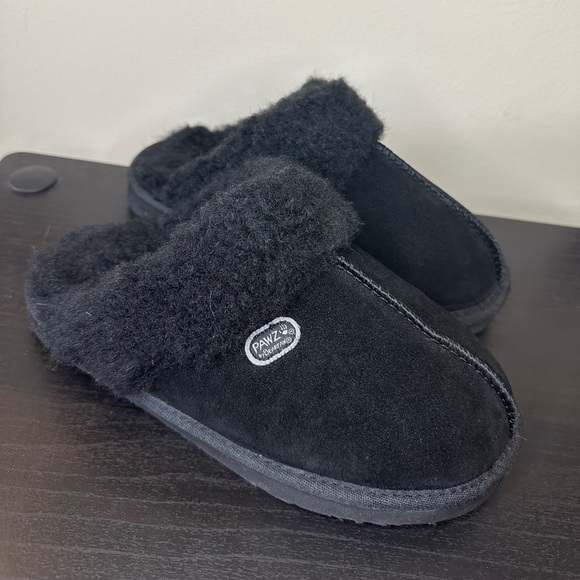 Women's BearPaw slippers size - Picture 4 of 5